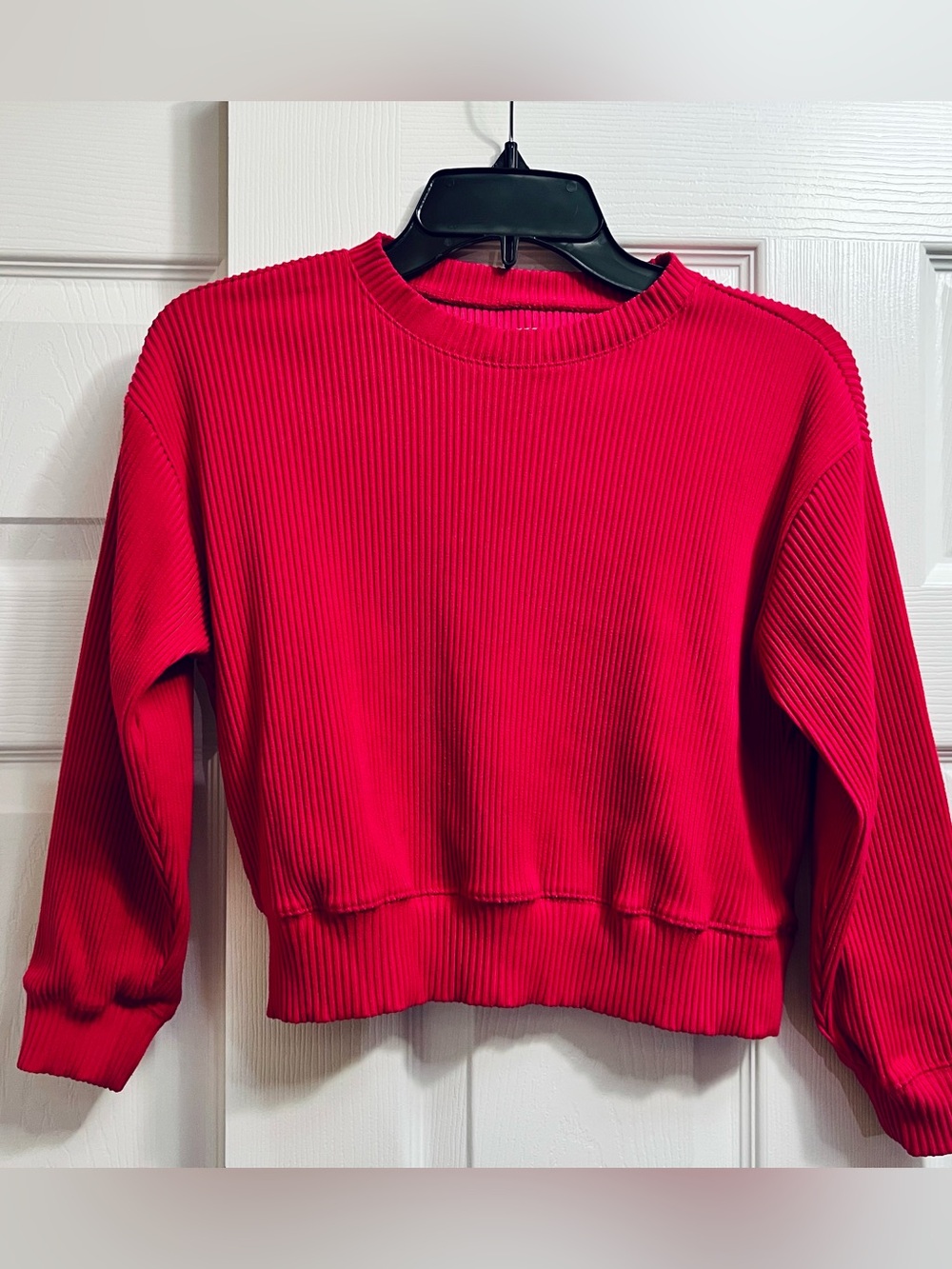 GAP Ribbed Crewneck Girls Sweater in Bright Pink